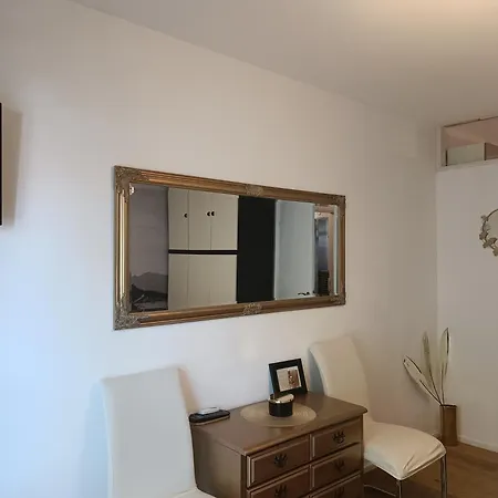 Old Port Apartment Baska Voda