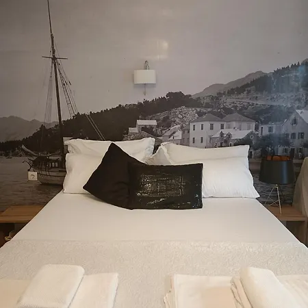 Apartment Old Port Baska Voda
